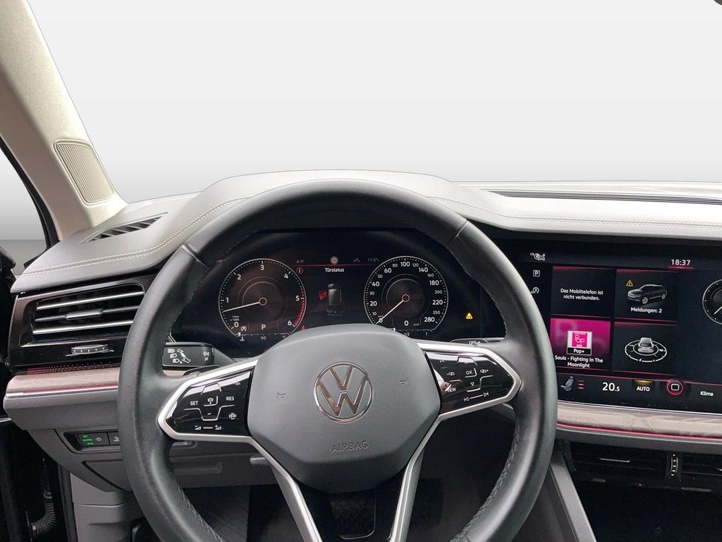 Volkswagen Touareg 3.0 TDI 4Motion tiptronic - Samsaru's Car Outlet