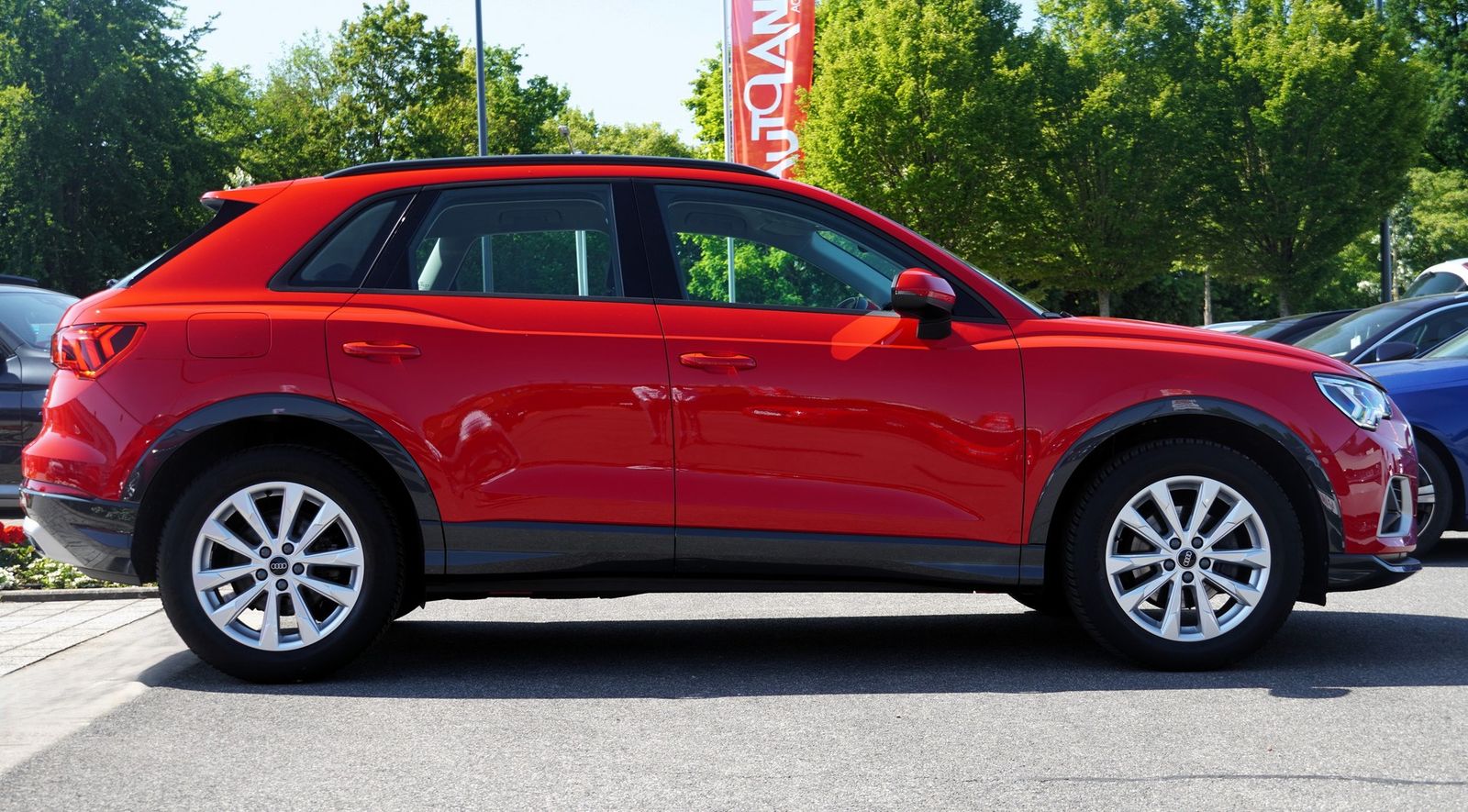 Audi Q3 35 TDI quattro advanced - Samsaru's Car Outlet