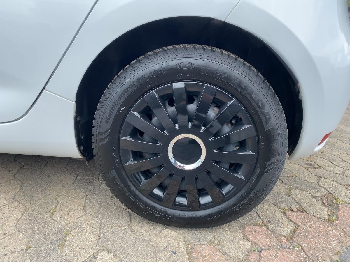 Renault Zoe R110/Z.E. 50 Life - Samsaru's Car Outlet