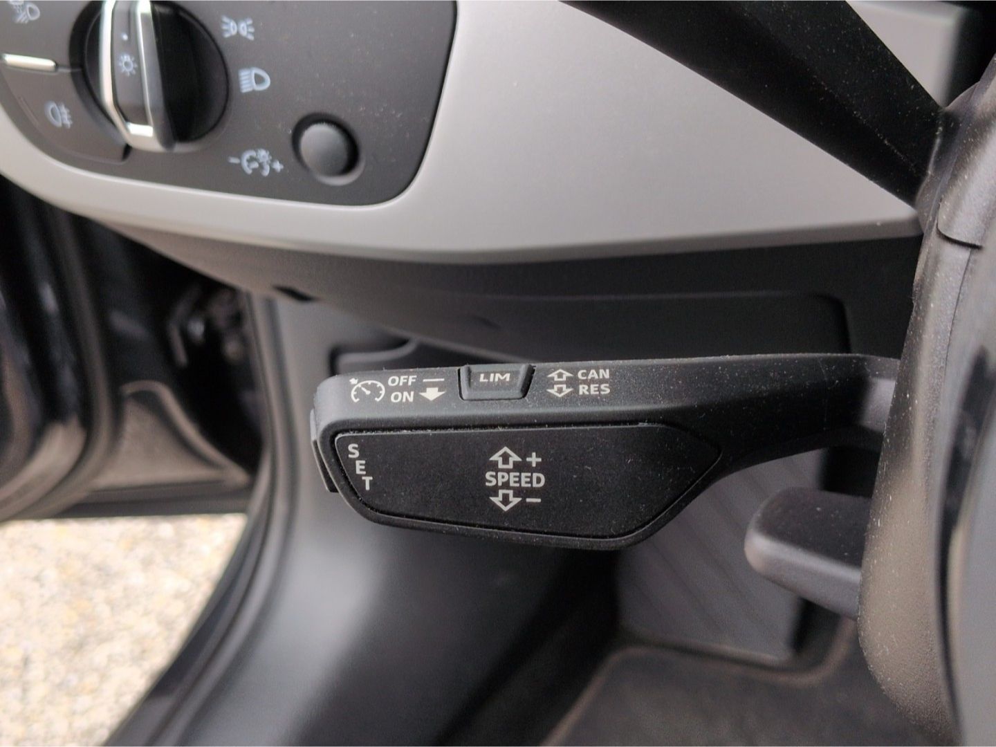 Audi A4 allroad quattro 45TFSI*S-tron AHK Matrix-LED