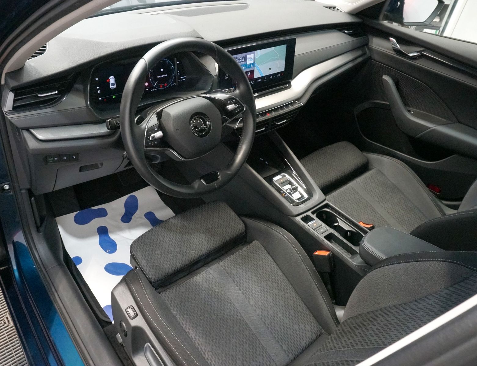 Skoda Octavia Lim. Ambition 2.0TDI*AHK*ACC*RfK*Massage