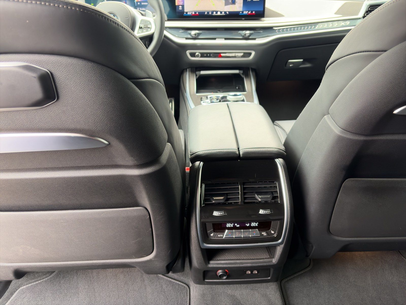 BMW X7 xDrive40d | M Sport Pro| Integral| Sky Lounge