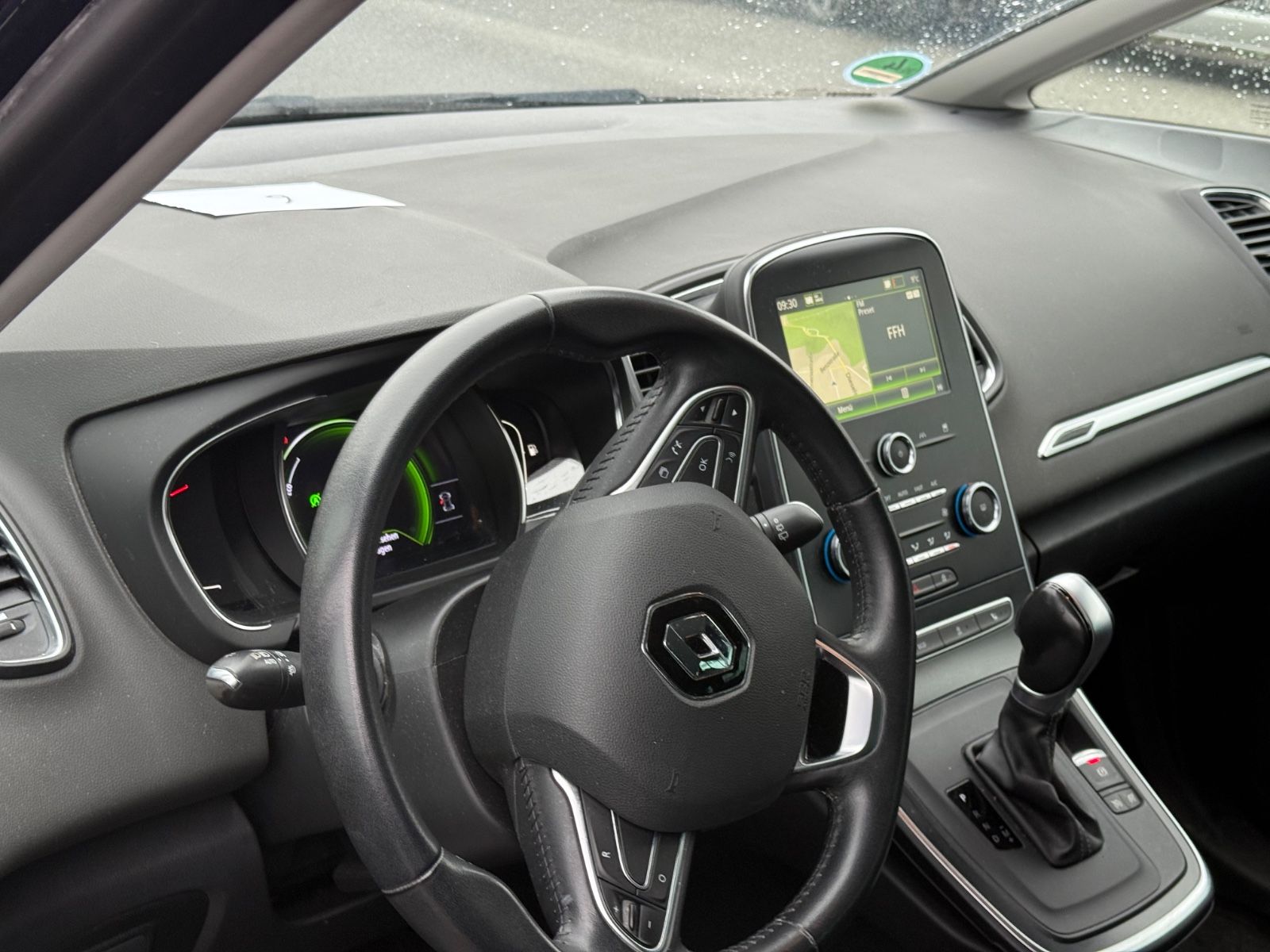 Renault Scenic IV Limited - Samsaru's Car Outlet