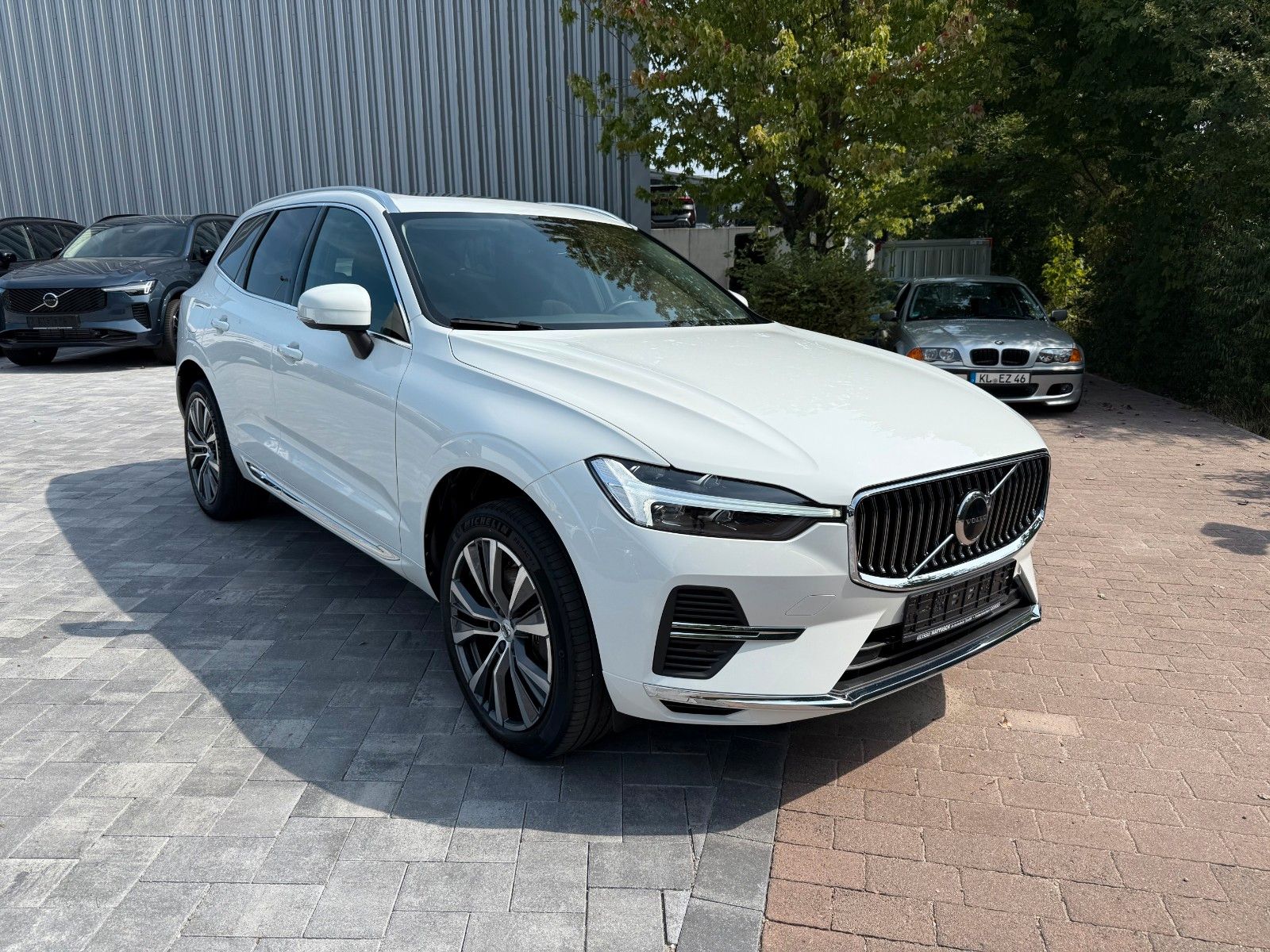 Volvo XC60 T6 AWD+INSCRIPTION+AHK+20"+PANO