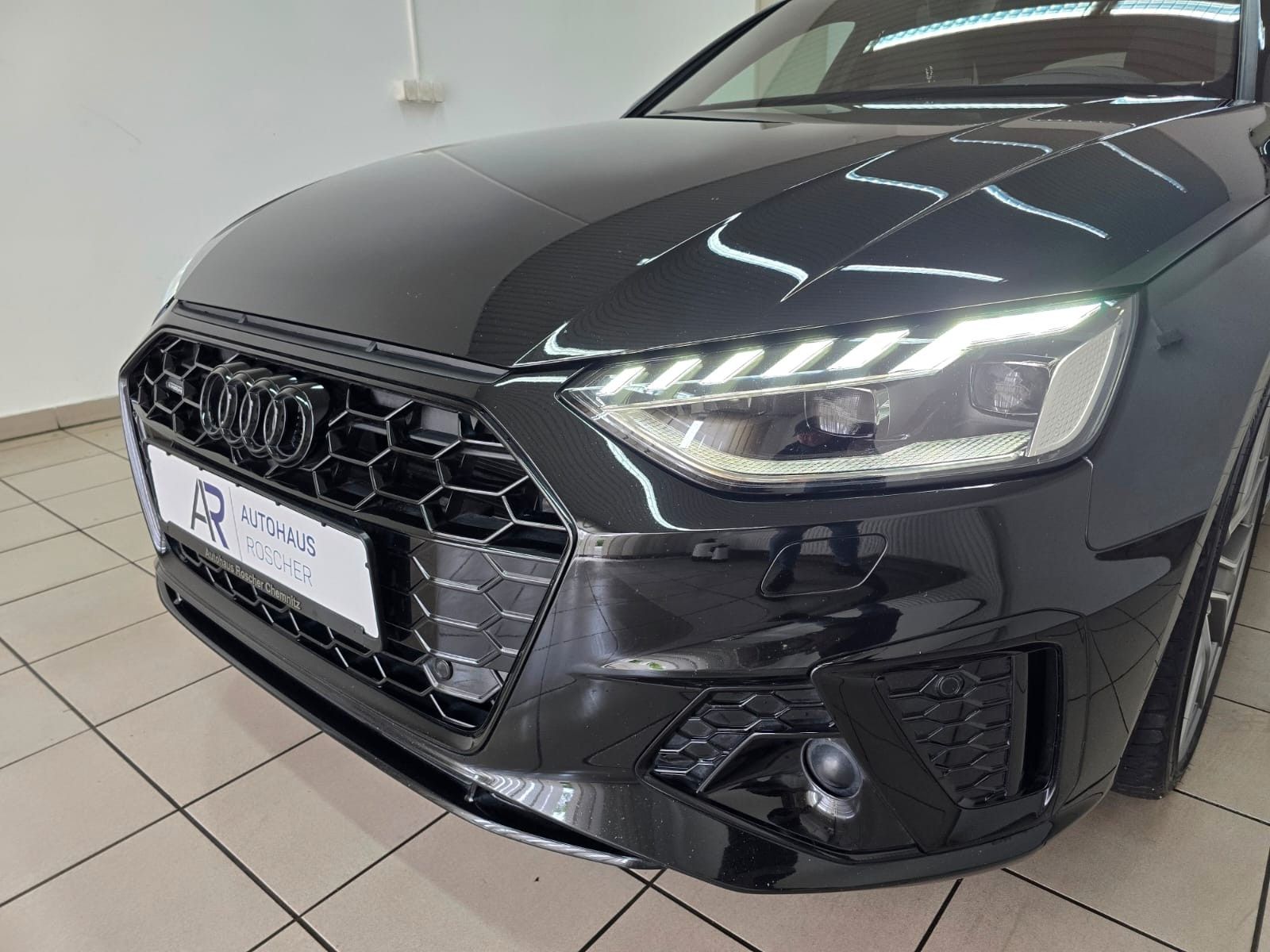 Audi A4 Avant 40 TDI qu. S Line Matrix Panorama B&O