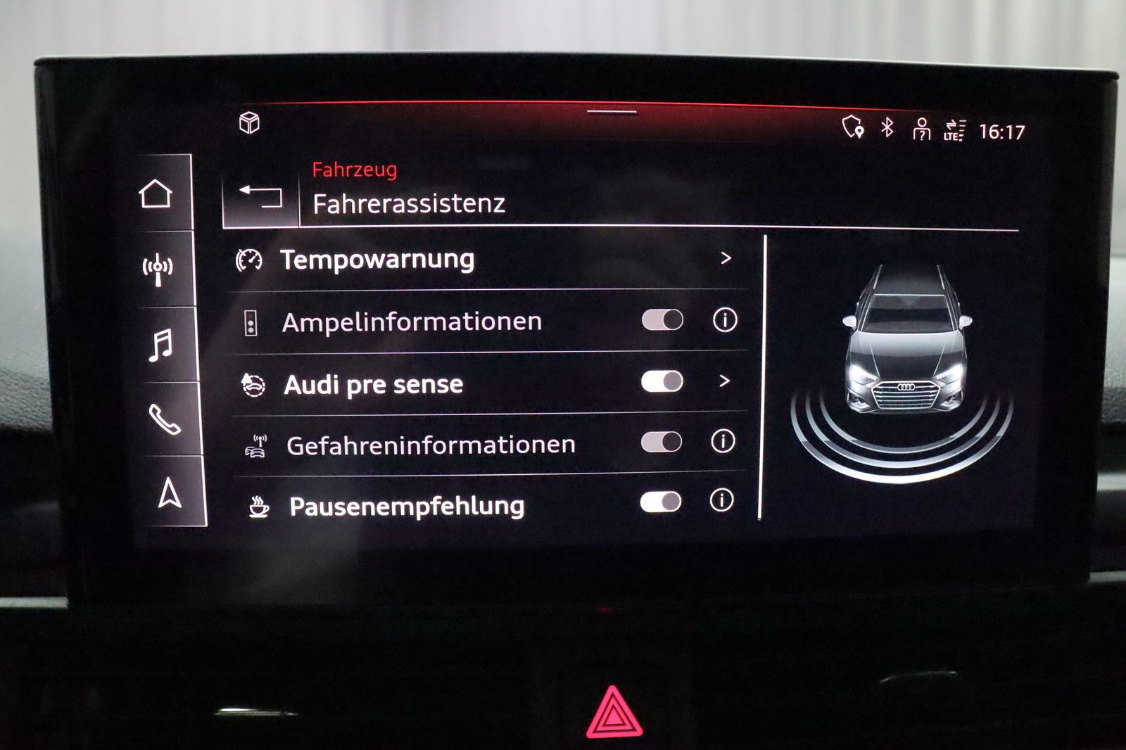 Audi A4 Avant 30 TDI Aut. - Samsaru's Car Outlet