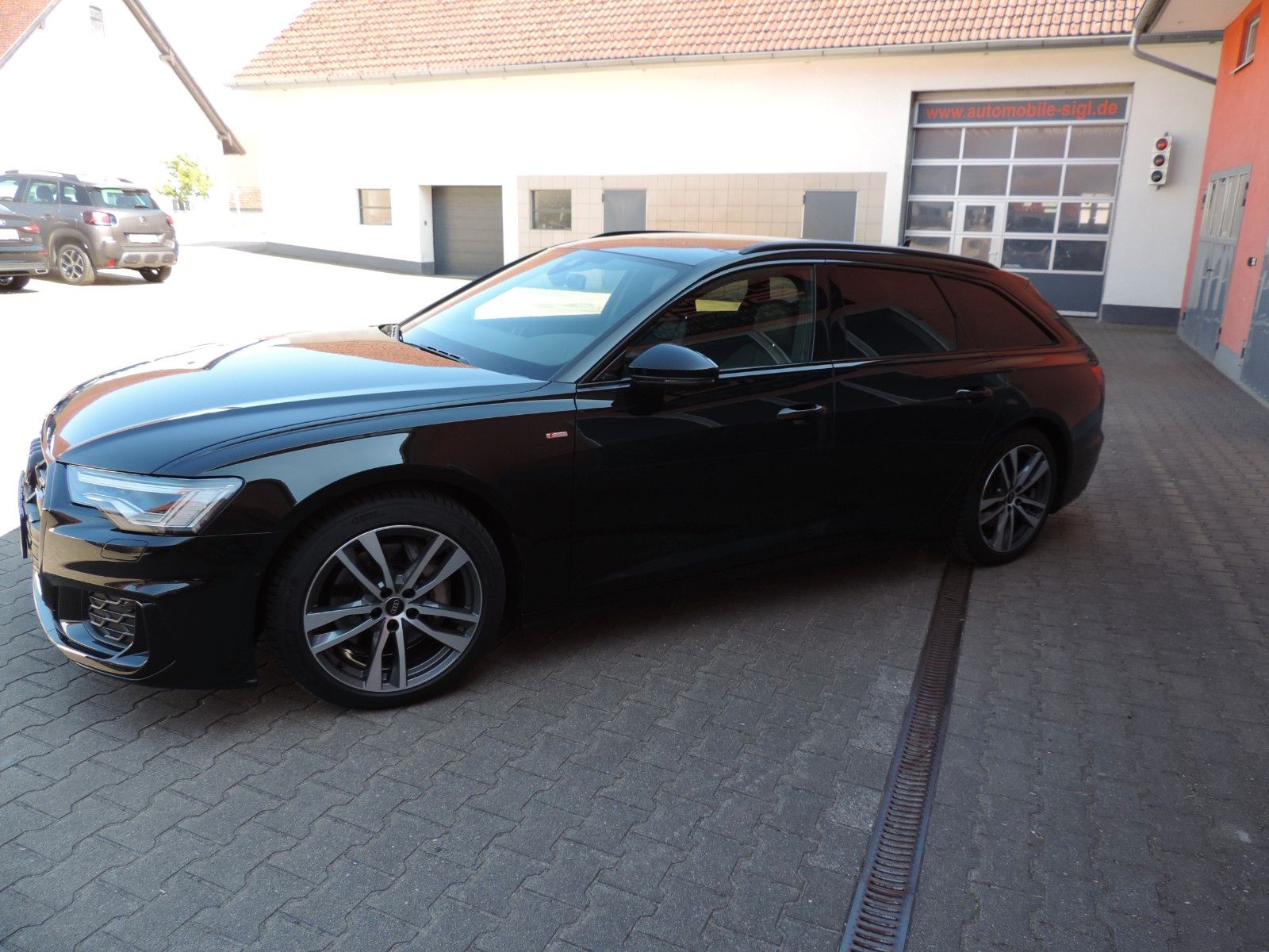 Audi A6 Avant 50 TDI quattro S line - Samsaru's Car Outlet