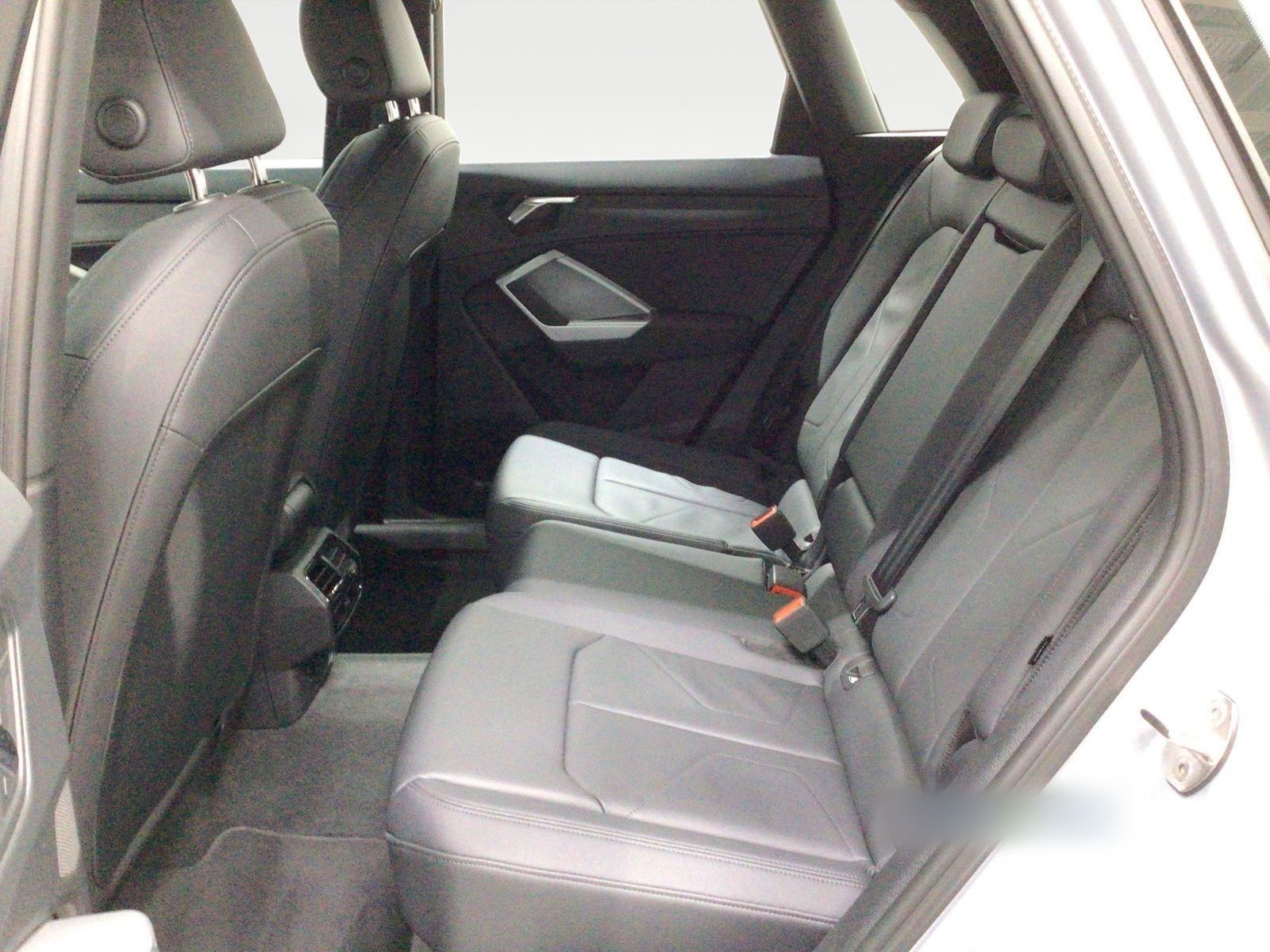 Audi Q3 40 TDI quattro advanced S tronic - Samsaru's Car Outlet