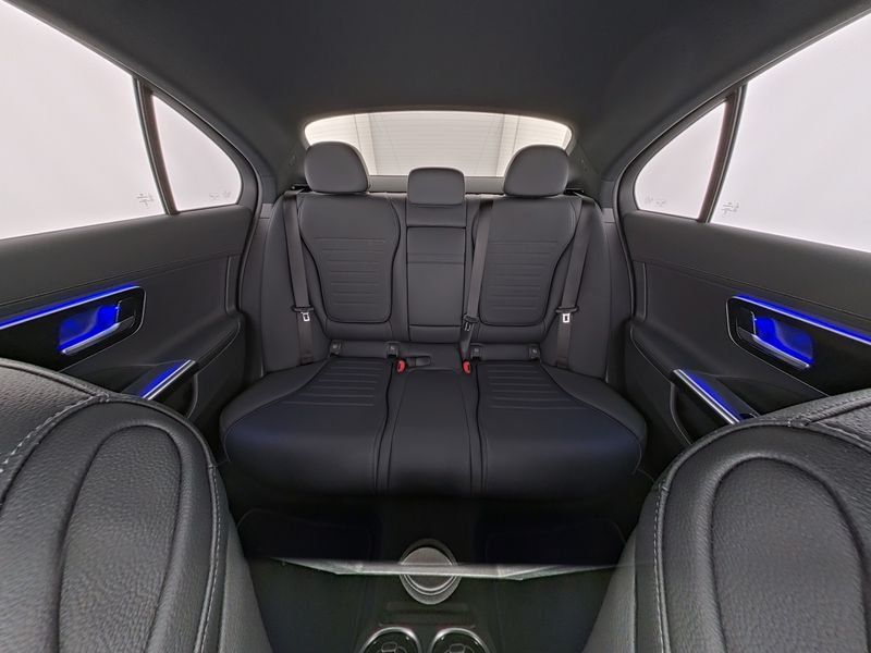 Mercedes-Benz C 300 AMG - Samsaru's Car Outlet