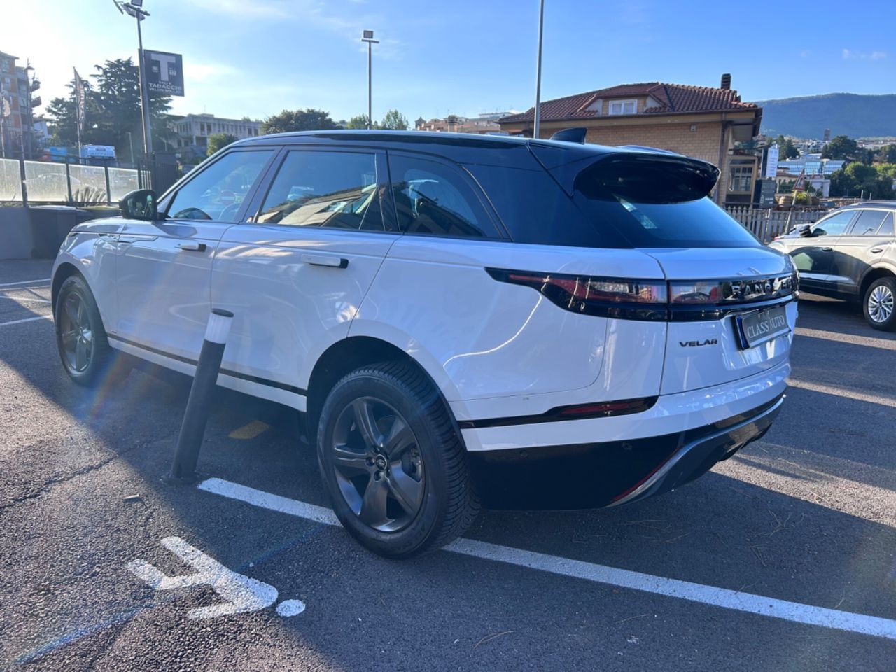 Range Rover Velar Range Rover Velar 2 - Samsaru's Car Outlet