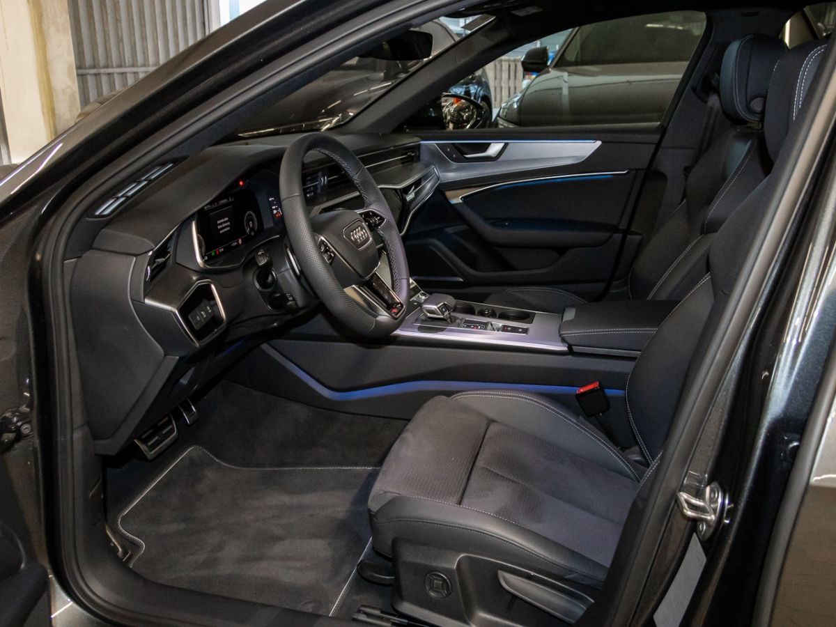 Audi A6 Avant 55 TFSI e quattro S line - Samsaru's Car Outlet