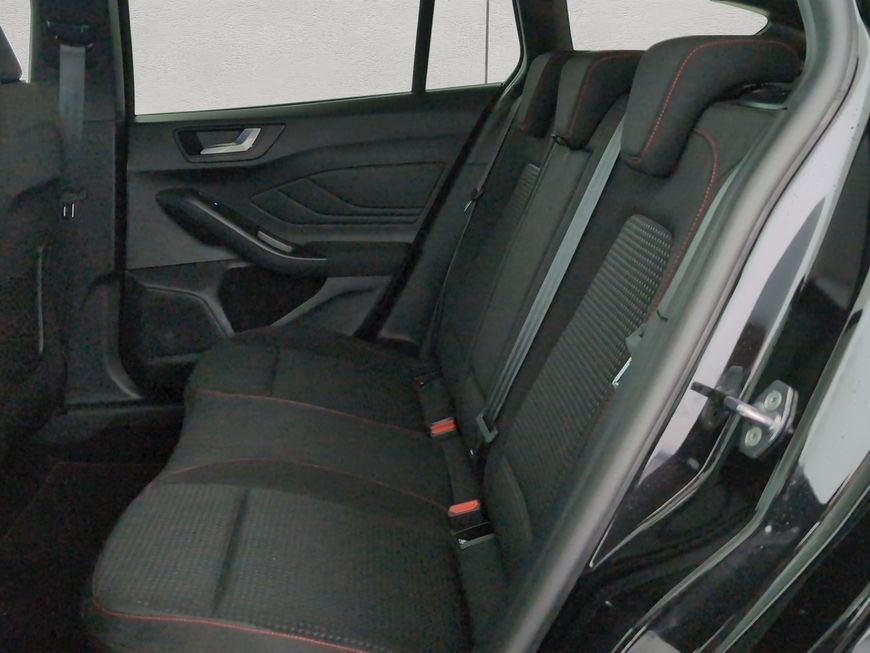 Ford Focus Turnier 1.0 EcoBoost Hybrid Aut. ST-LINE X