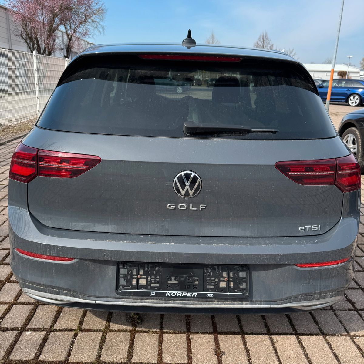 Volkswagen Golf VIII Lim. Style 1.5 eTSI - Samsaru's Car Outlet