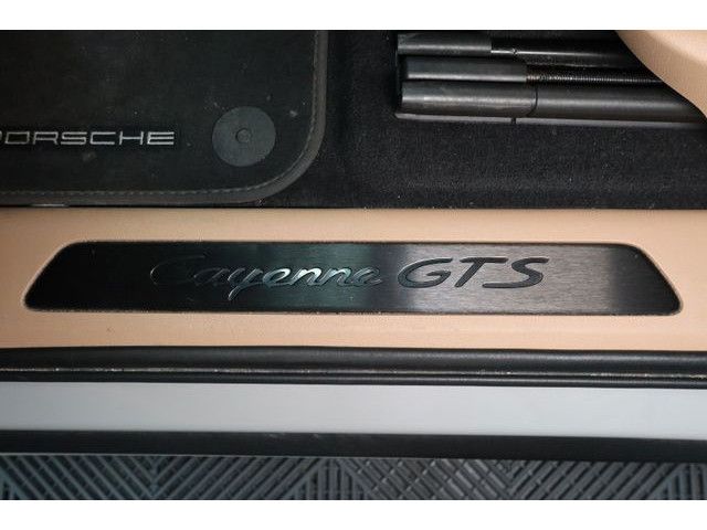 Porsche Cayenne GTS Head-Up Massage Standh. Panorama DAB