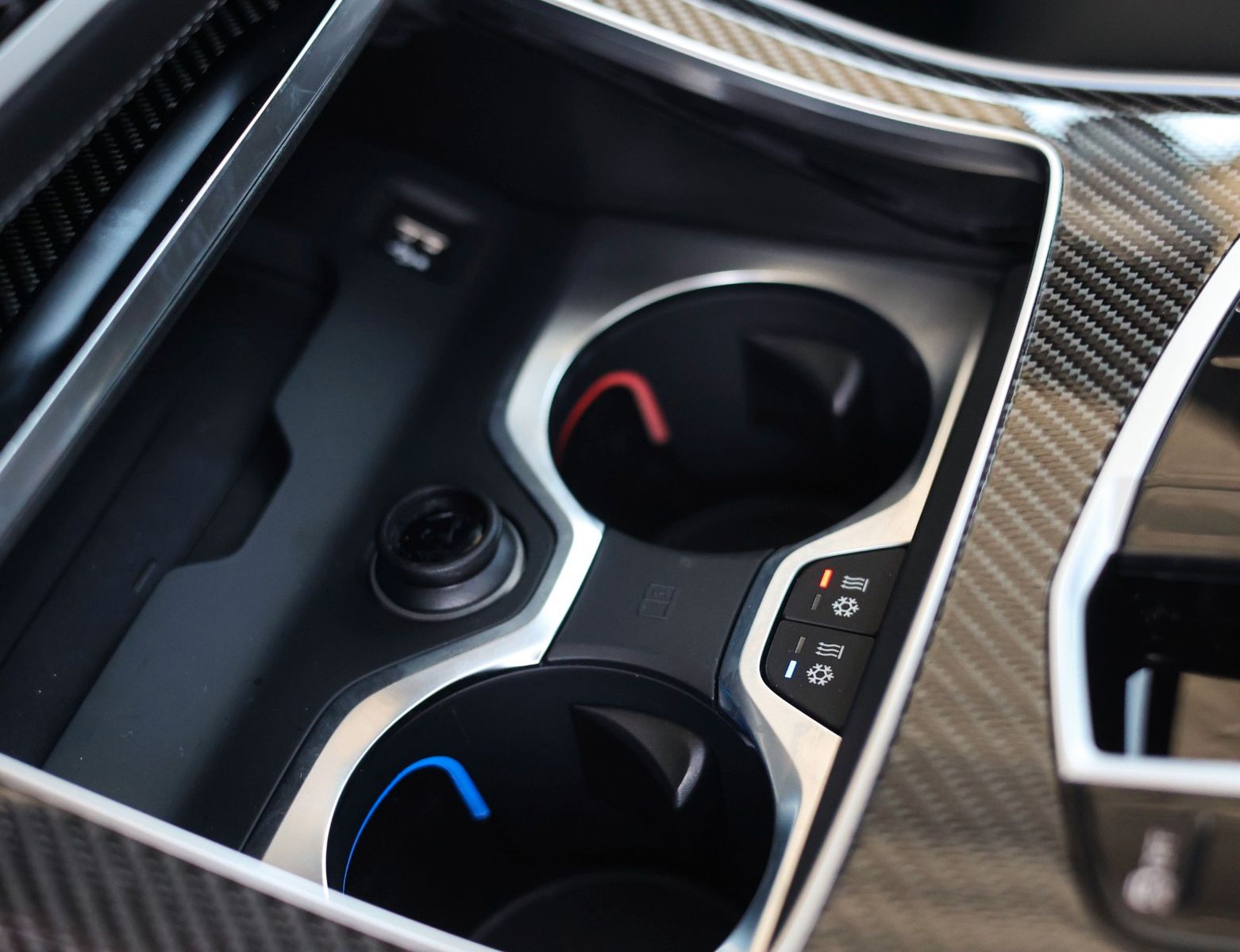 BMW X5 50e xDrive | Skylounge - AHK - HUD