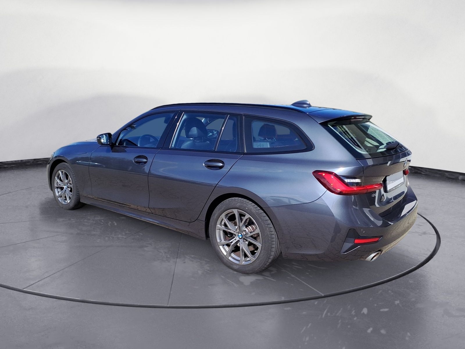 BMW 320i Touring Sport Line - Samsaru's Car Outlet