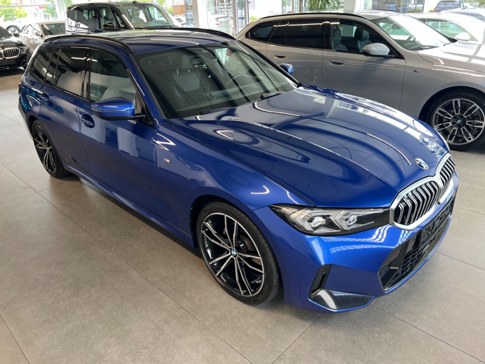 BMW 320 d xDrive M Sport - Samsaru's Car Outlet