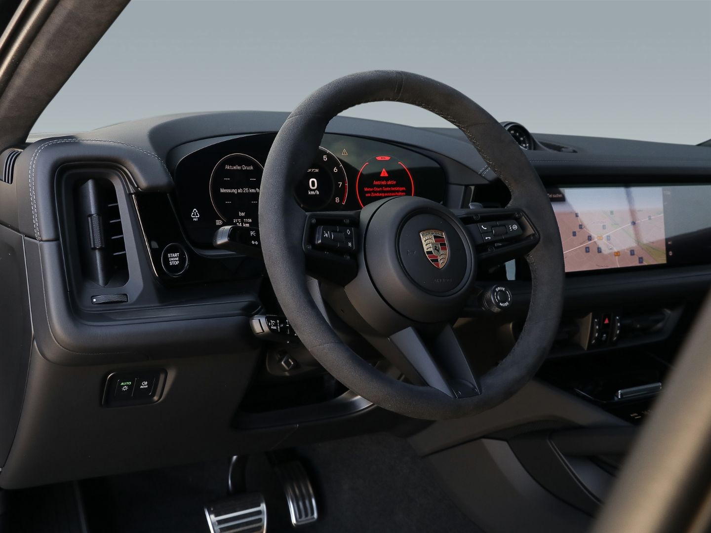 Porsche Cayenne GTS Coupe Burmester HA-Lenkung InnoDrive