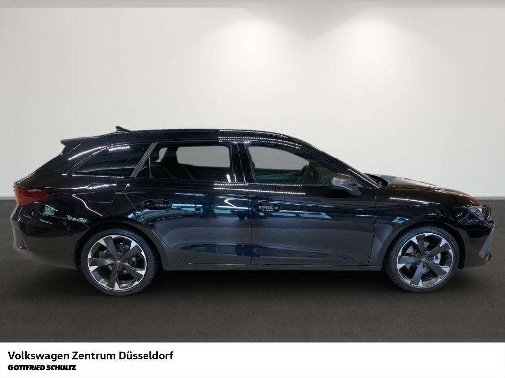 Seat Leon Sportstourer 2.0 TDI DSG Kamera Navi Sitzhe
