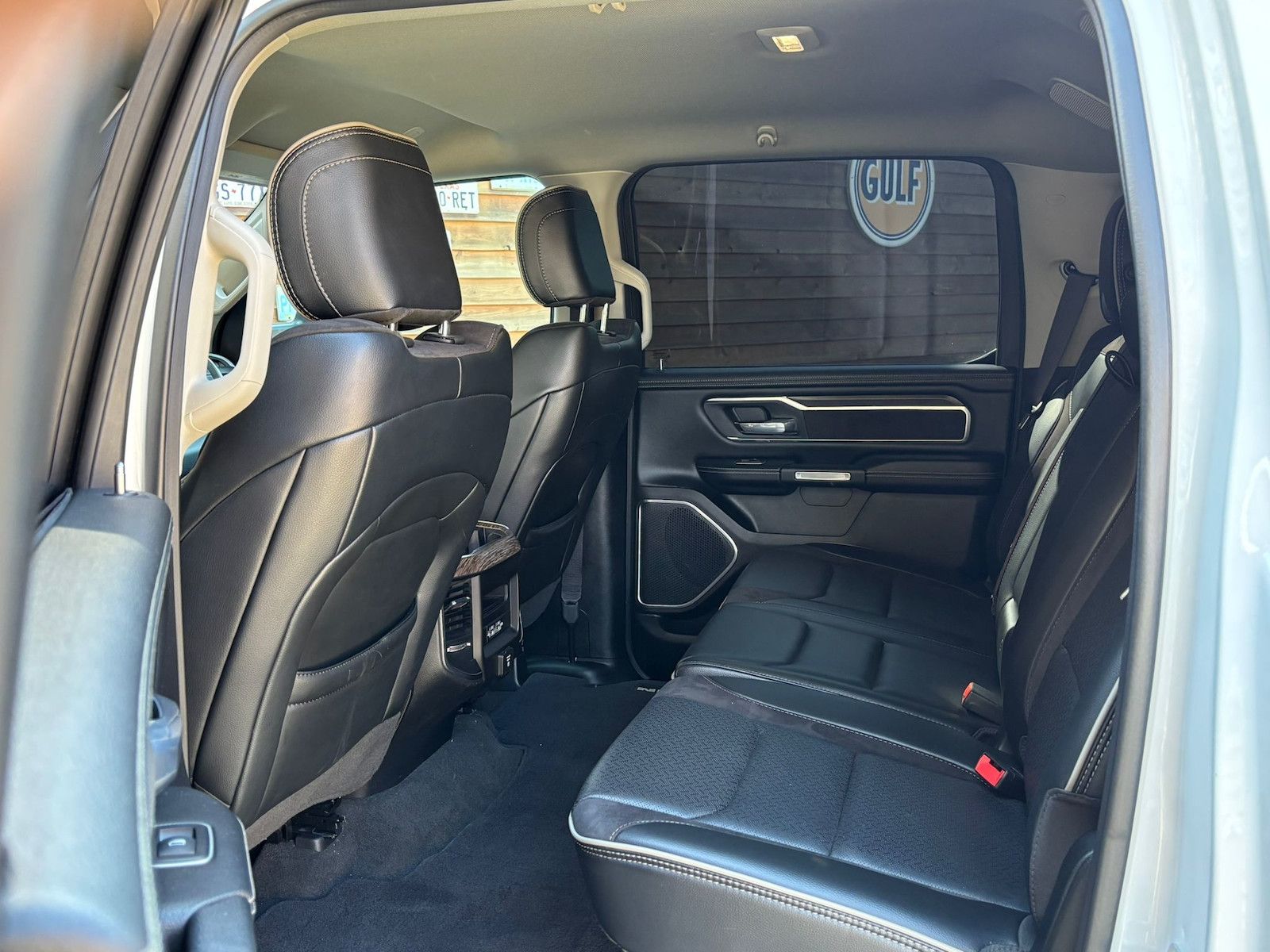 Dodge RAM 1500 Laramie LED AHK LPG Memory LPG