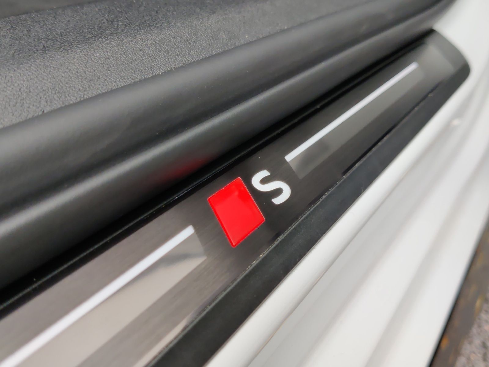 Audi A5 Limousine 40 TDI qu S line edition one S tro*