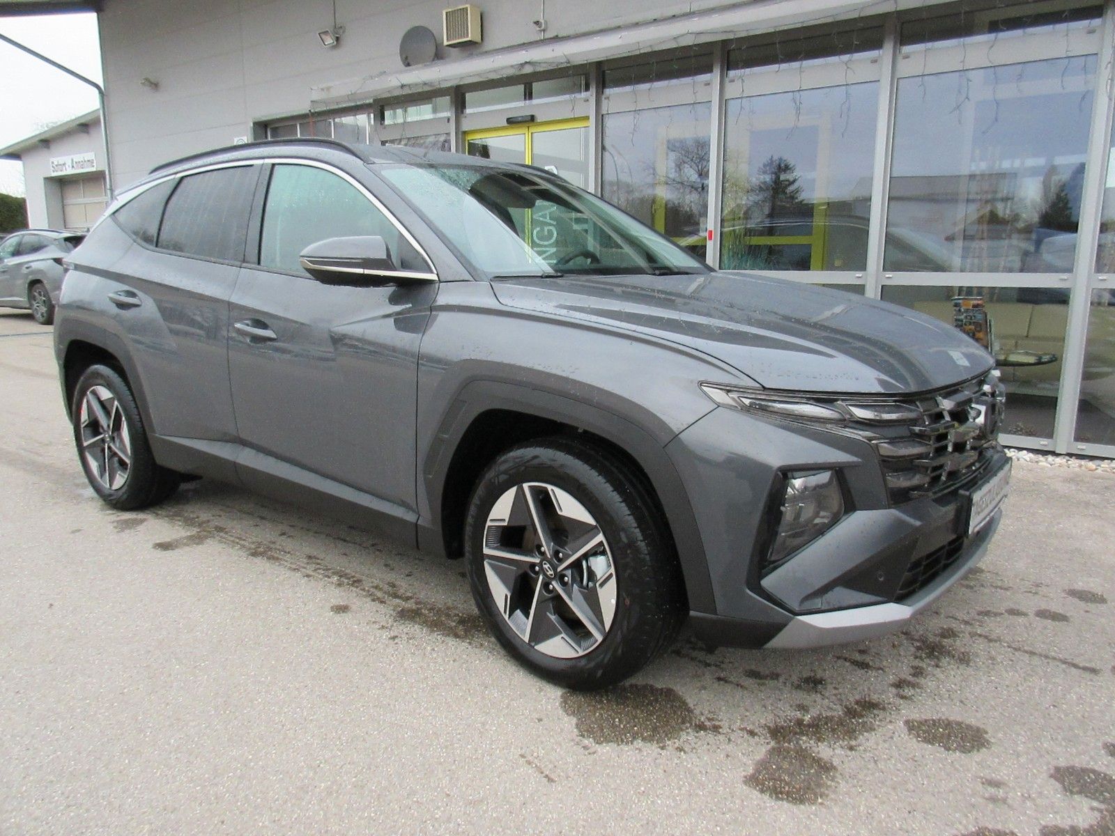 Hyundai New Tucson 1.6 T-GDI MHEV Comfort+ - Samsaru's Car Outlet