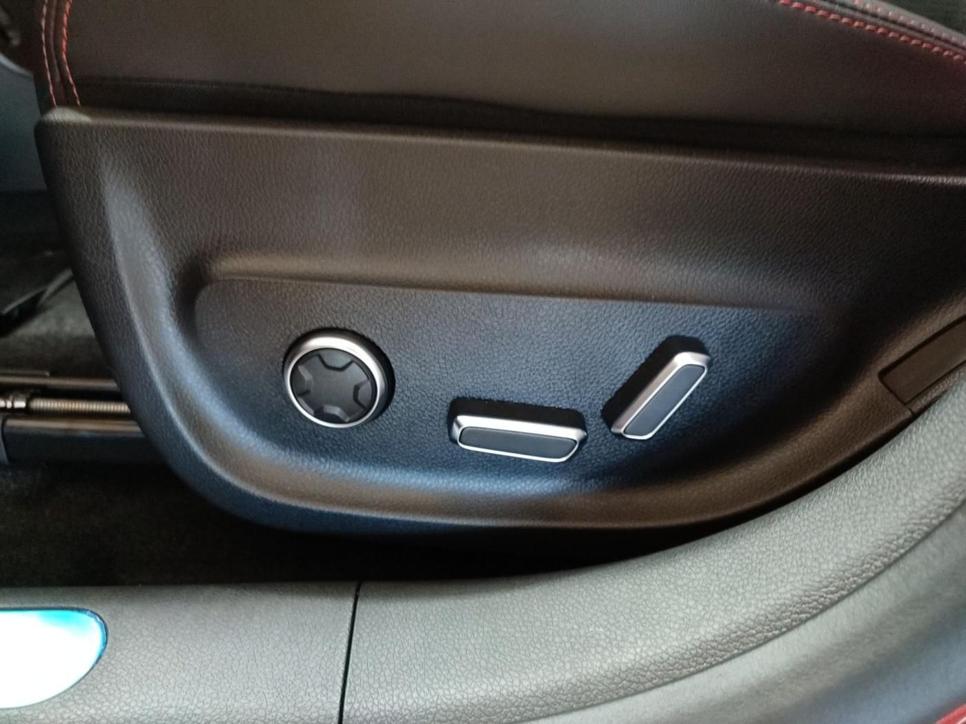Smart #3 BRABUS*428PS*ALLRAD*HEAD-UP*SHZ*PANO