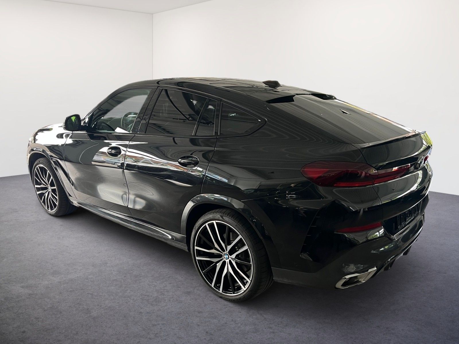 BMW X6 xDrive 40d M SPORT/LED/AHK/PANO-DA/H&K