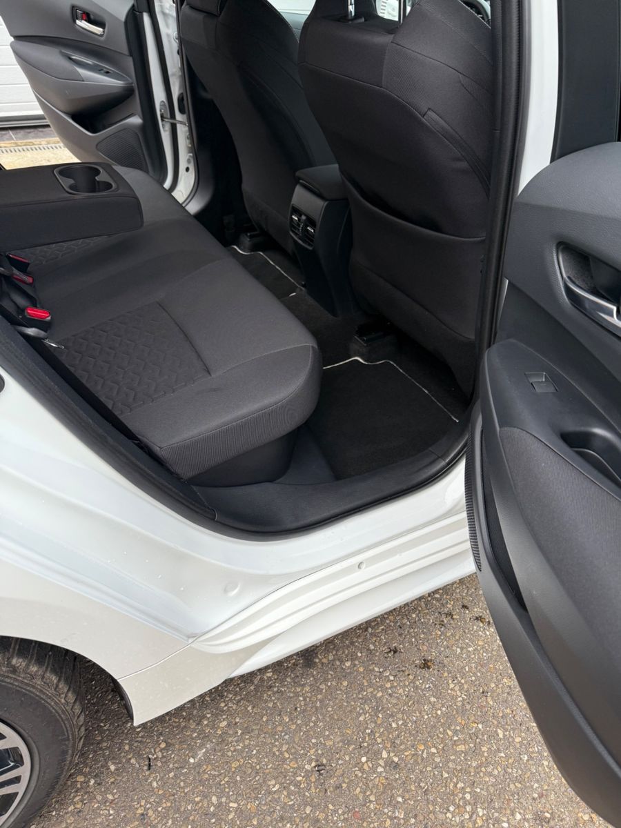 Toyota Corolla Touring Sports Hybrid Team D - Samsaru's Car Outlet