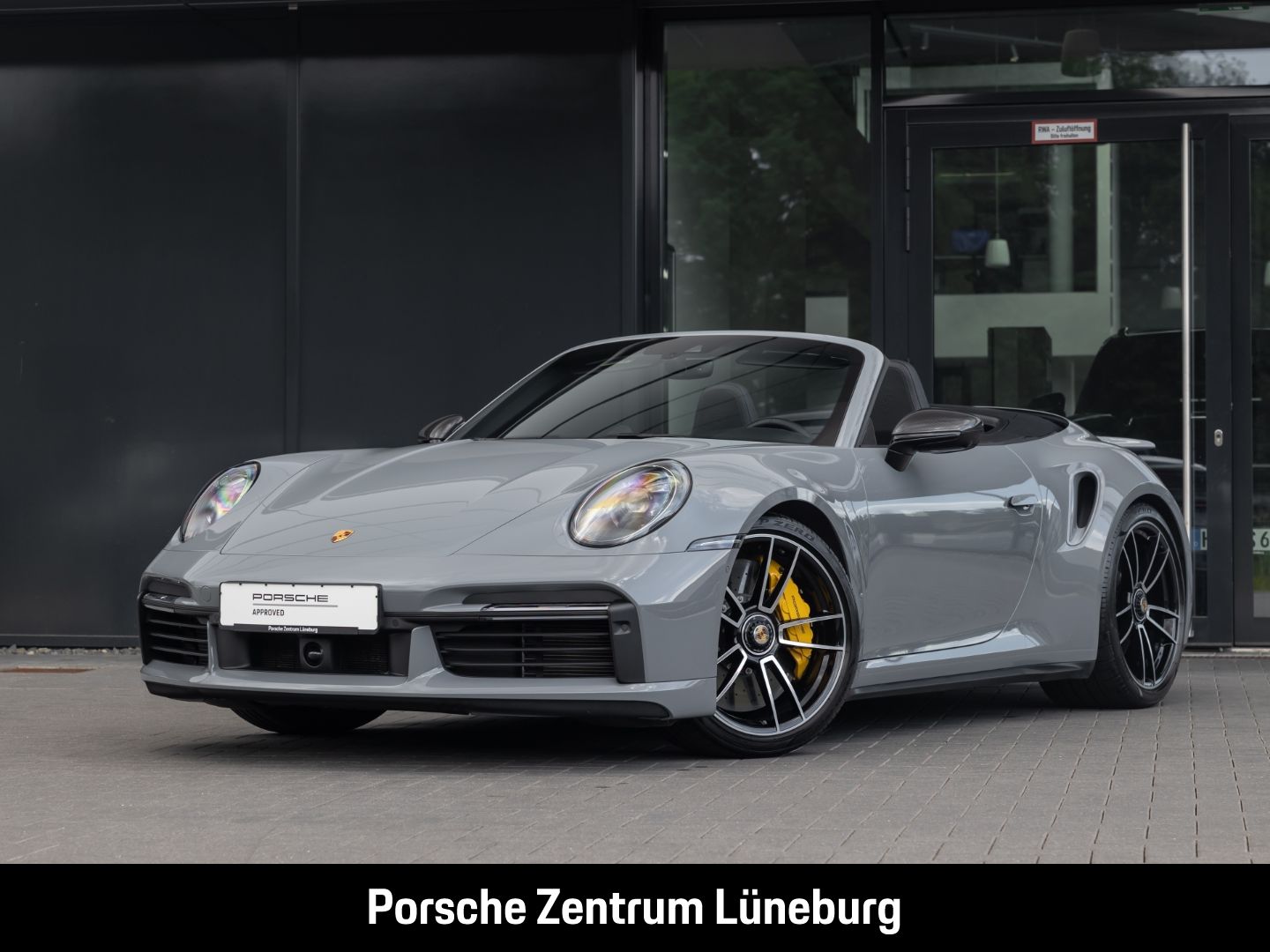 Porsche 992 911 Turbo S Cabriolet - Samsaru's Car Outlet