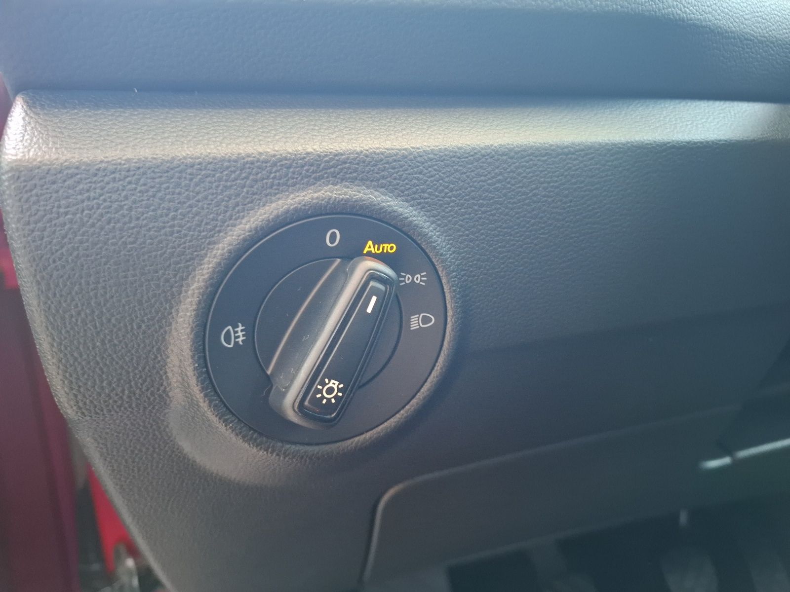 Volkswagen T-Roc TSI - Samsaru's Car Outlet