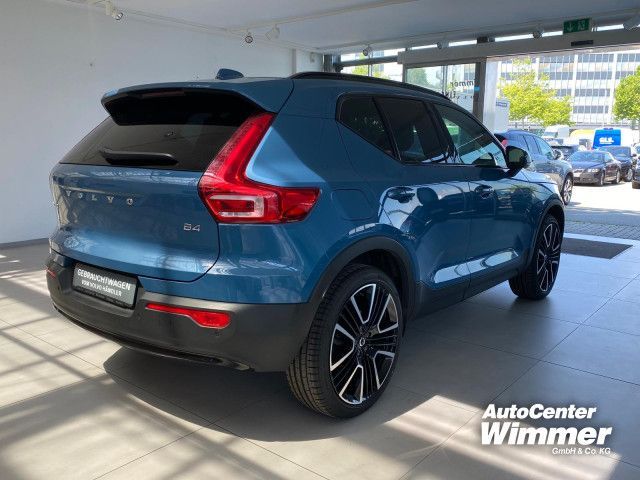 Volvo XC40 B4 Ultra Dark - Samsaru's Car Outlet