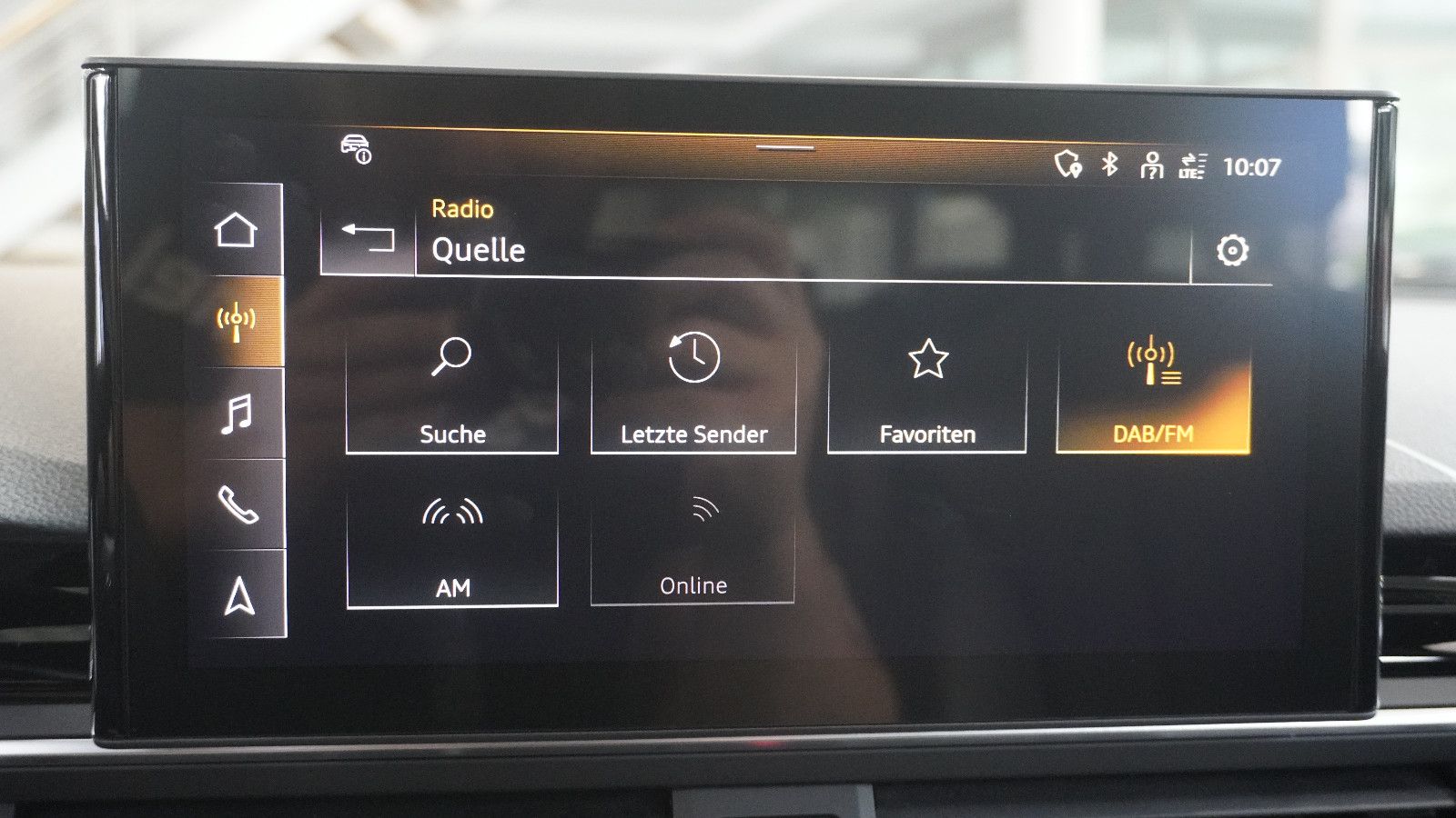 Audi A4 Avant 40 TFSI quattro S line - Samsaru's Car Outlet