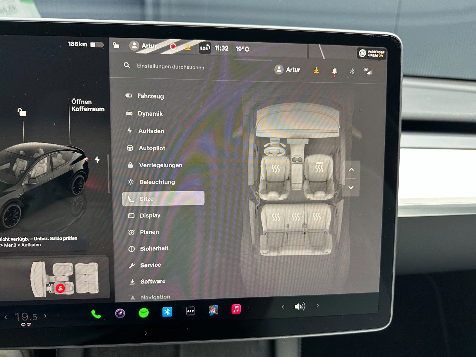 Tesla Model Y Performance Dual AWD*LEDER/Weiss*21Zoll*