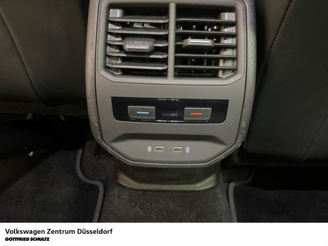 Seat Leon Sportstourer FR 1.4 e-Hybrid DSG - Samsaru's Car Outlet