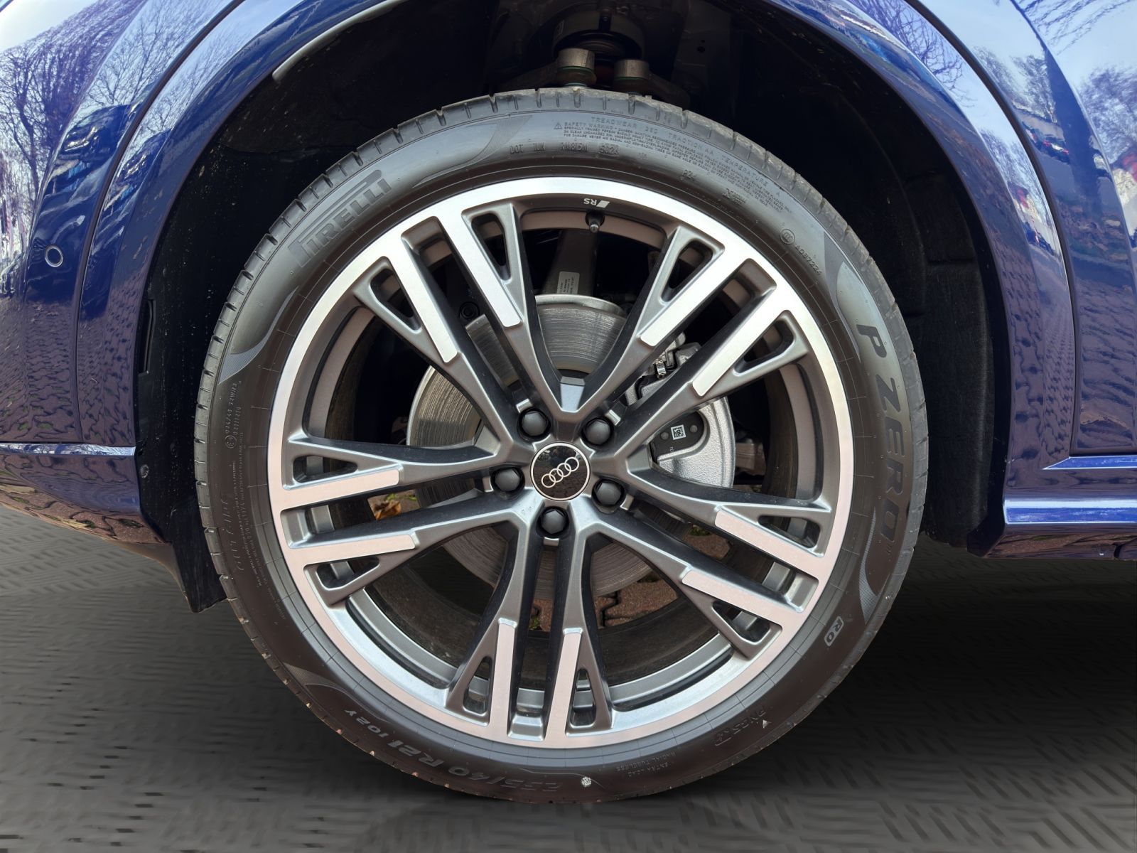 Audi Q5 TFSI S line Matrix Navi 360° AHK 21"