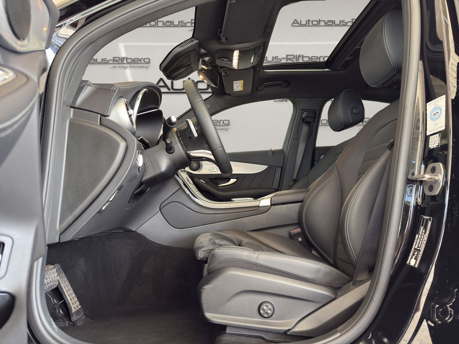 Mercedes-Benz GLC 220 d 4M COUPE AMG - Samsaru's Car Outlet