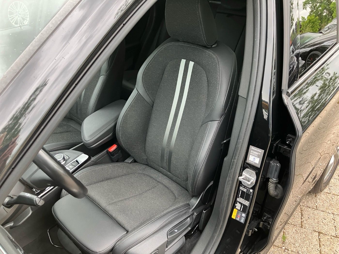 BMW X1 xDrive25e M Sport - Samsaru's Car Outlet