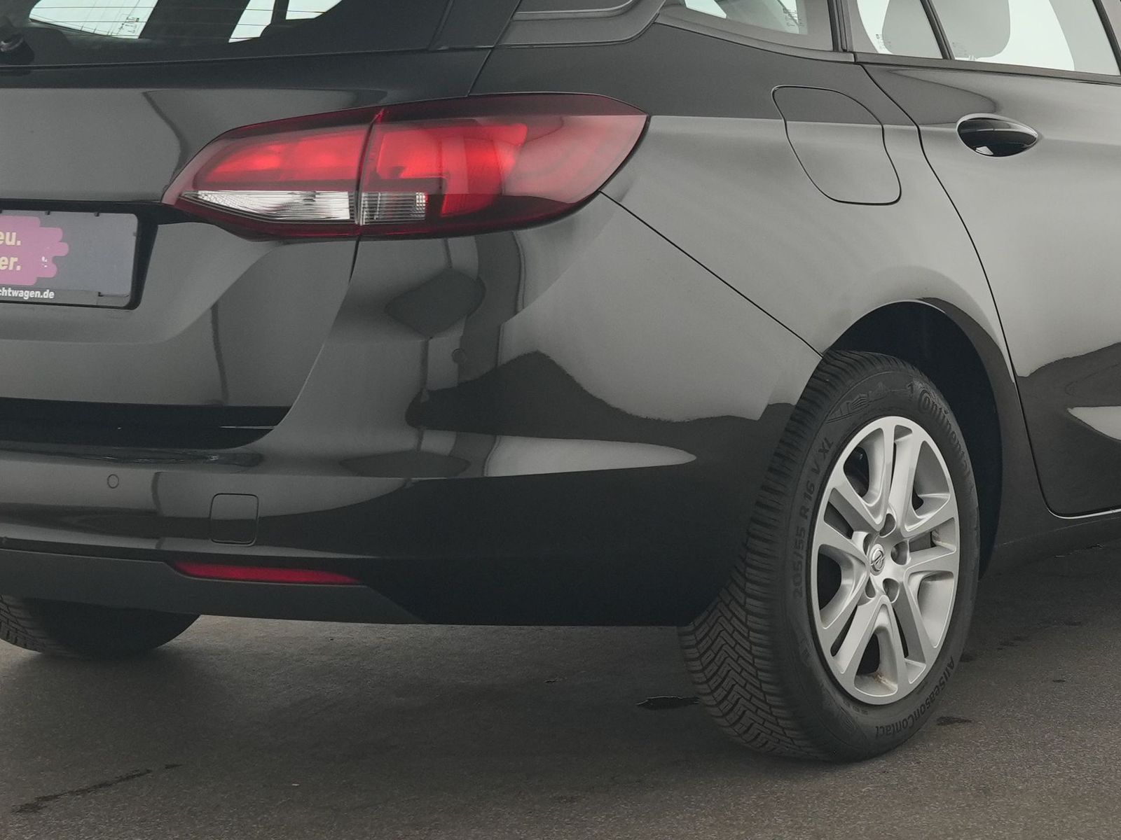 Opel Astra Edition - Samsaru's Car Outlet