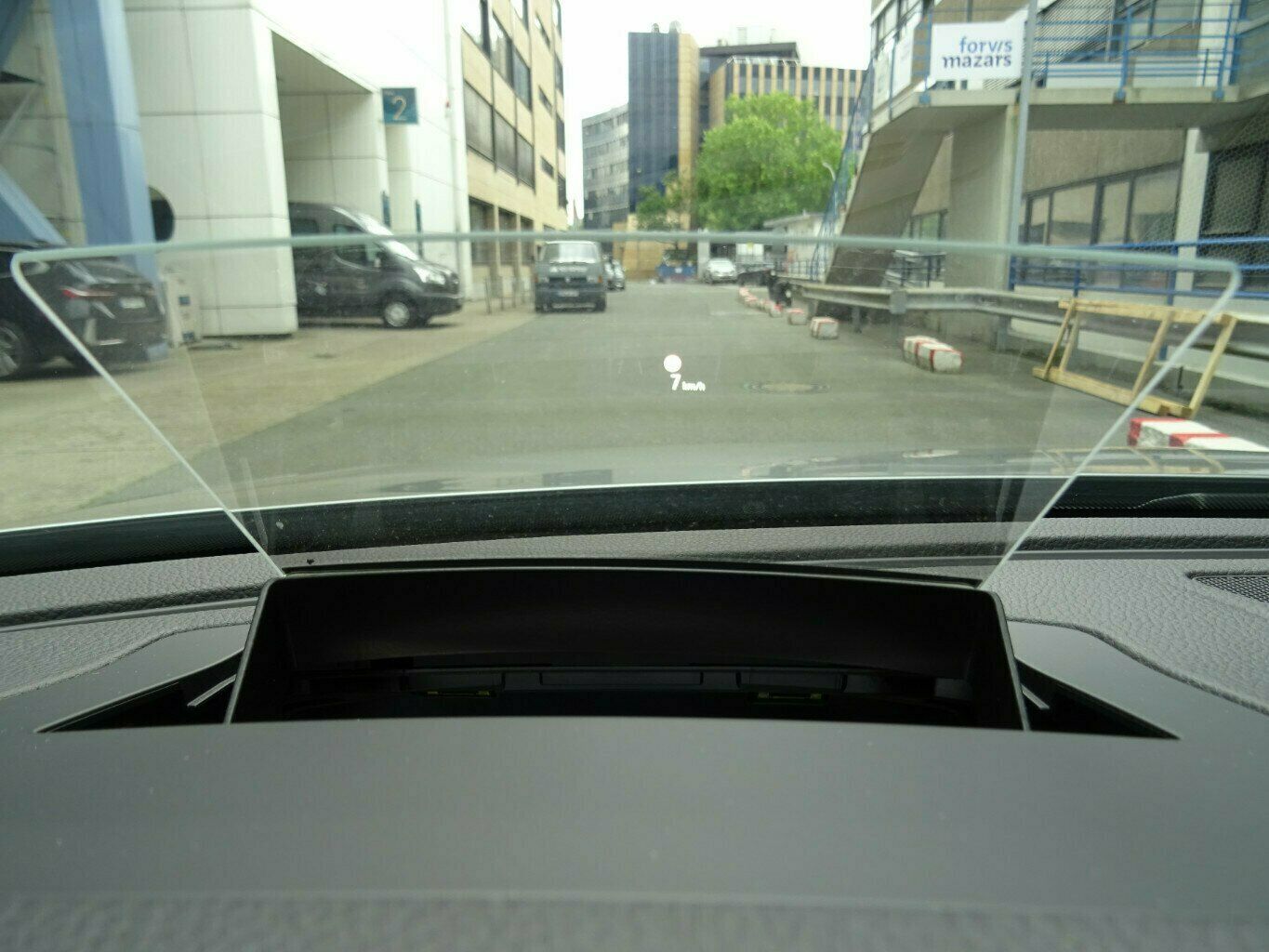 Volkswagen Passat Variant 2.0 TDI Autom - Samsaru's Car Outlet