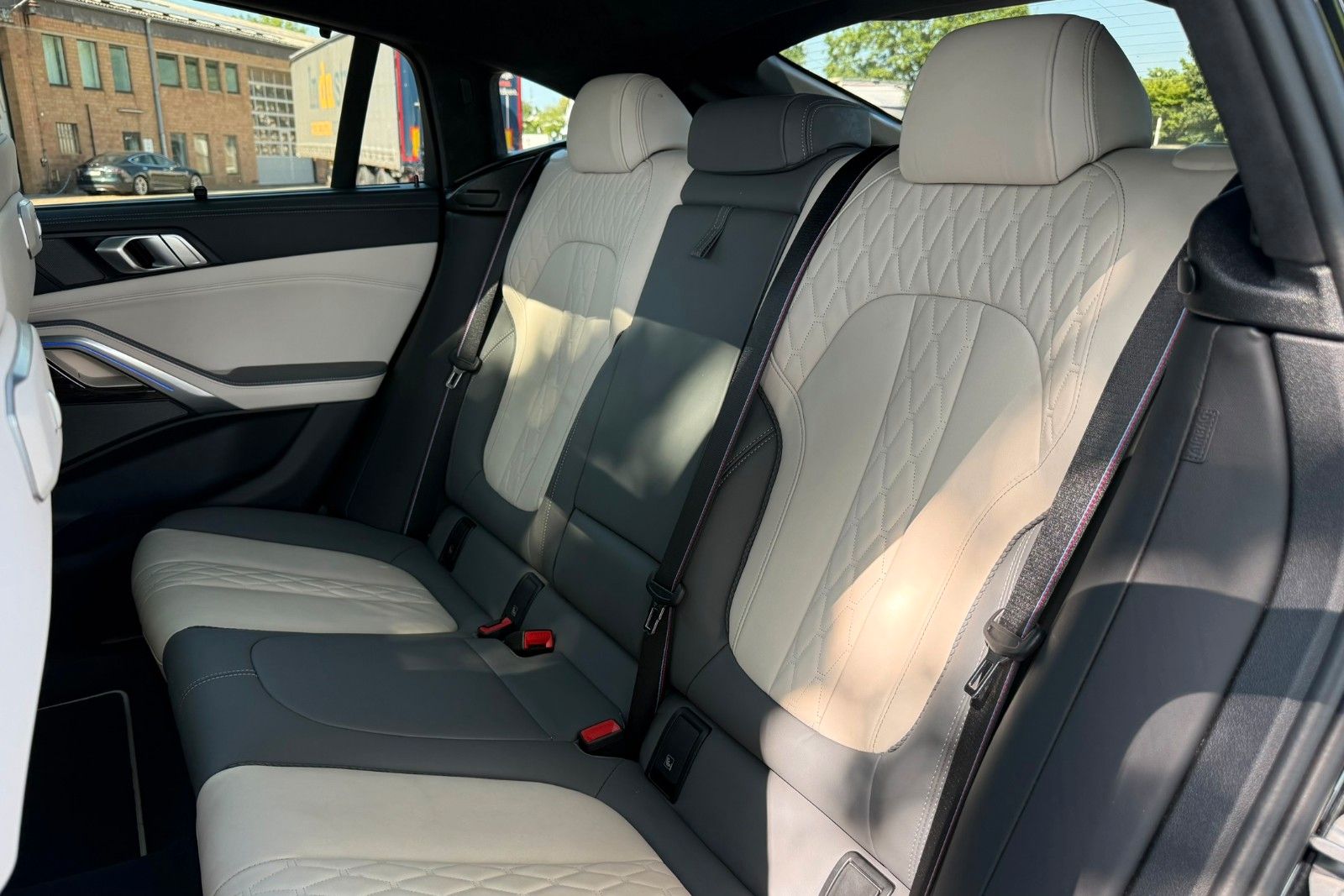 BMW X6 30d xDrive M Sport PRO LUFTF*PANO*H&K*AHK*LED