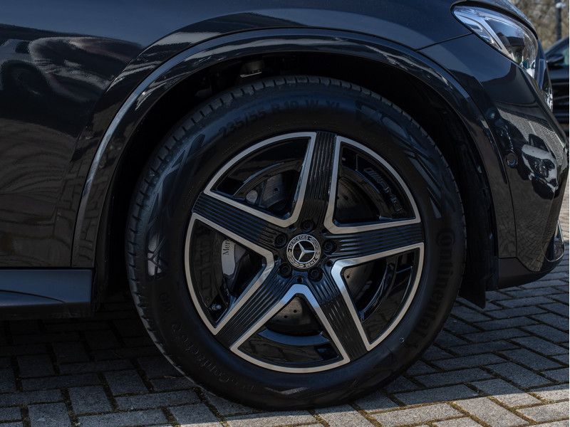 Mercedes-Benz GLC 300 d 4M AMG-Sport/LED/360/Pano/AHK/Night/19