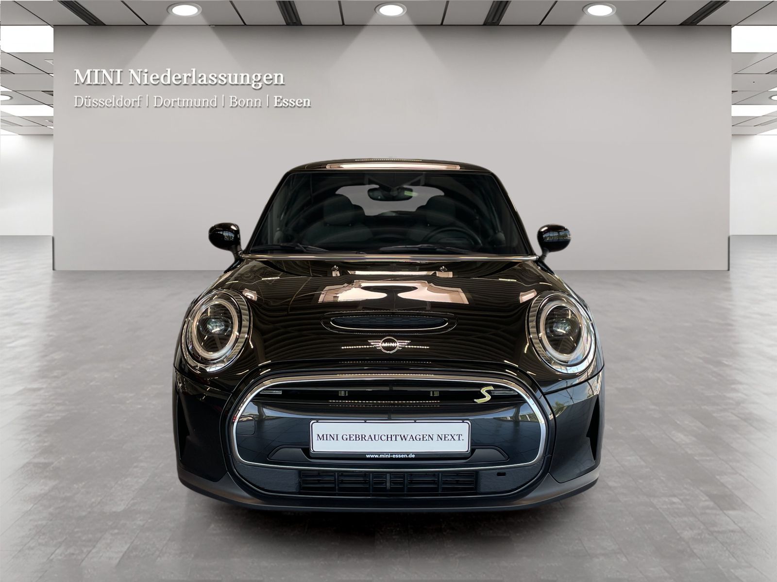 MINI Cooper SE - Samsaru's Car Outlet