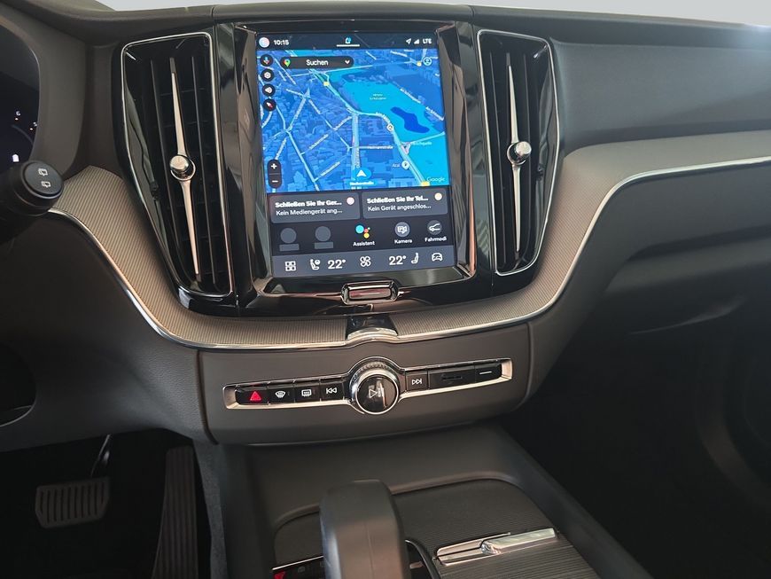 Volvo XC60 B4 D Plus Dark