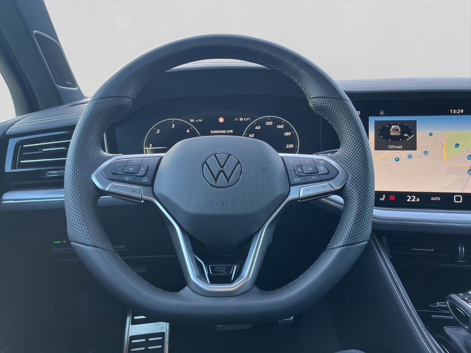 Volkswagen Touareg R-Line 3.0 TDI 4M Black Style | PANO AHK