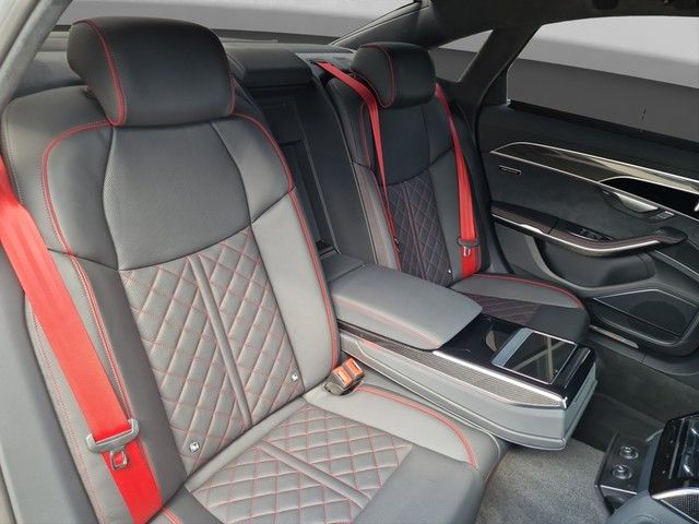 Audi A8 50 TDI quattro S line - Samsaru's Car Outlet
