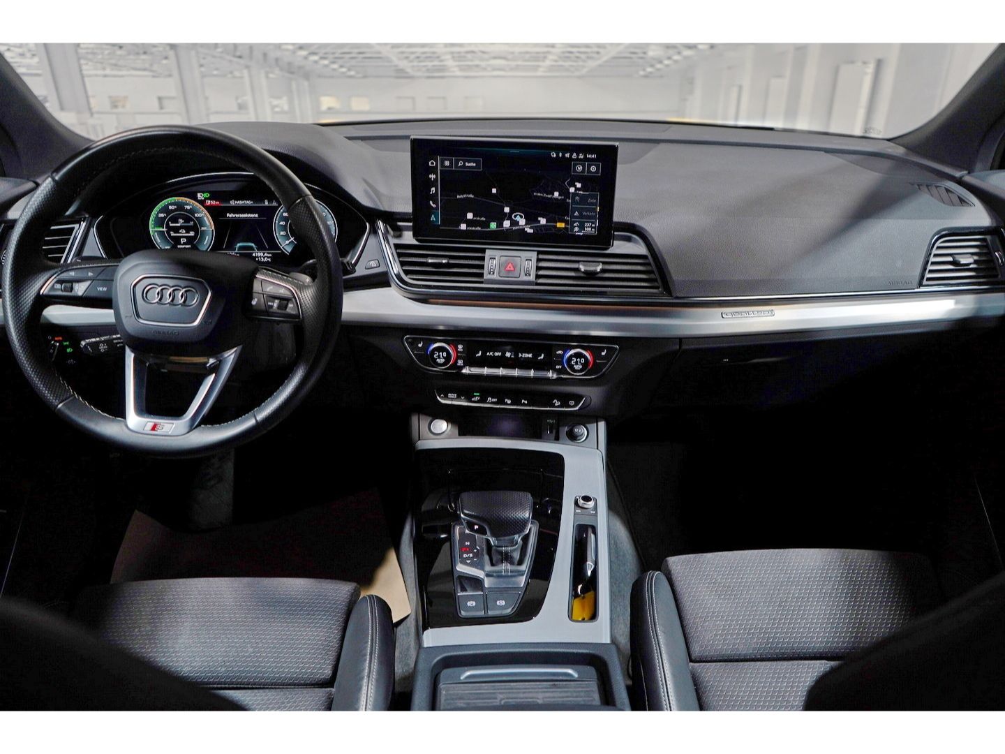 Audi Q5 S line 55 TFSIe quattro Matrix Luftfahrw. 360