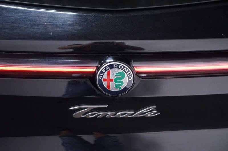 Alfa Romeo Tonale 1.5 VGT Hybrid Ti Aut.*Matrix*Kamera*Keyl