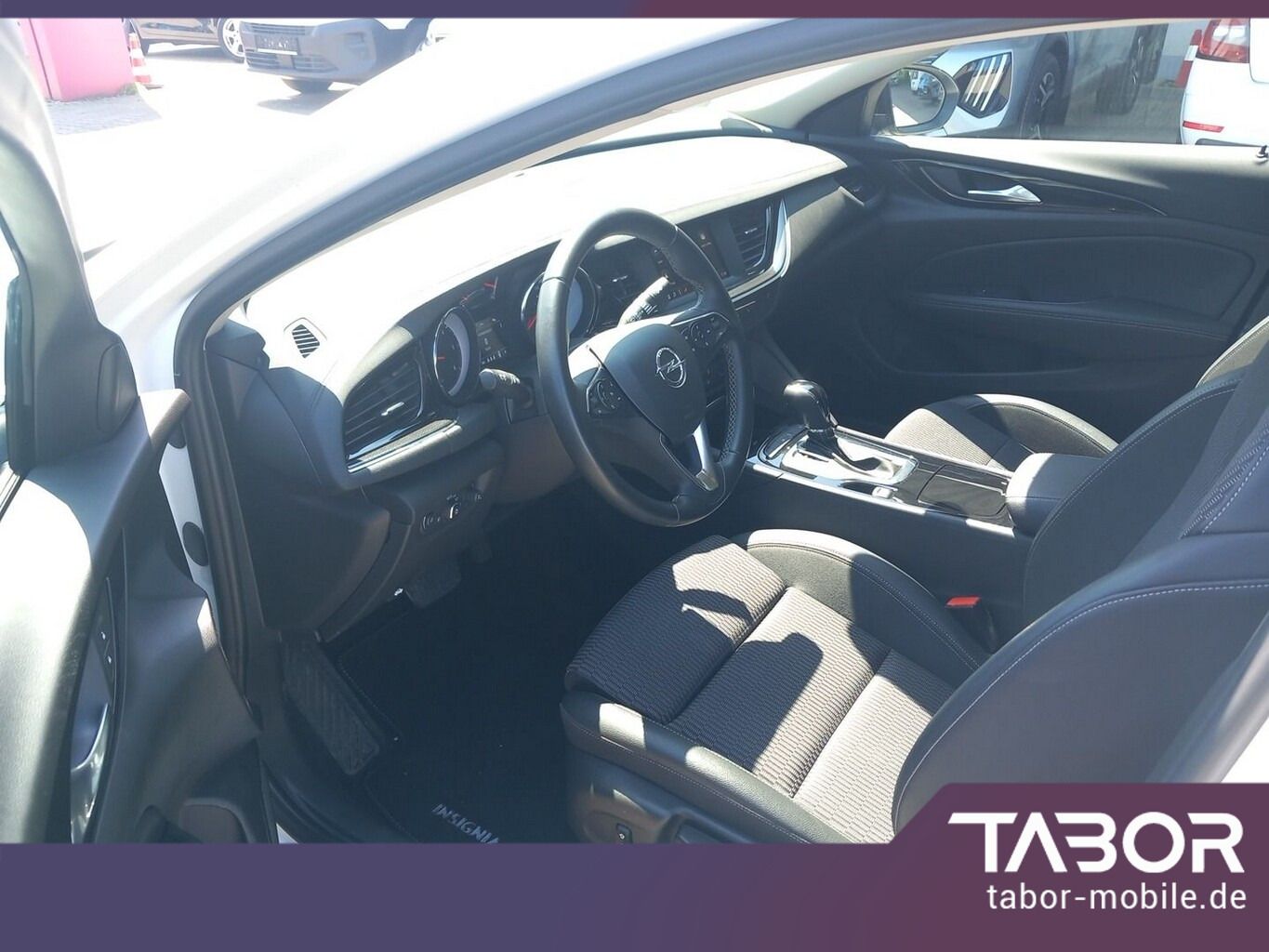 Opel Insignia 1.5D 122 Aut. - Samsaru's Car Outlet