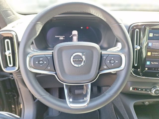 Volvo XC40 2WD B3 EU6d Core AHK Automatik Navigation